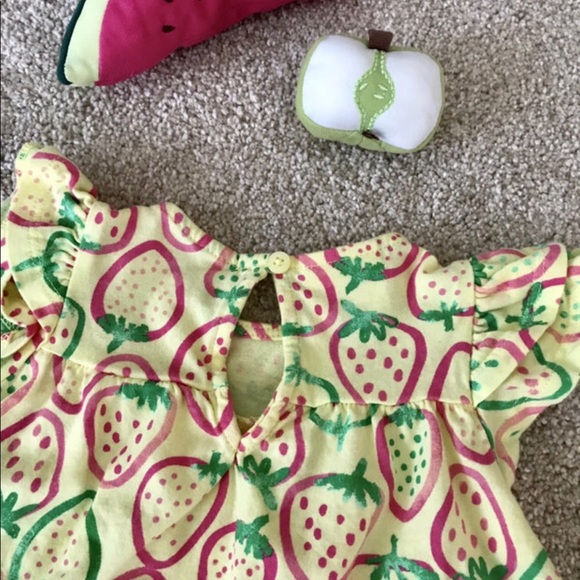 Macy’s Little Me set - Picture 3 of 5